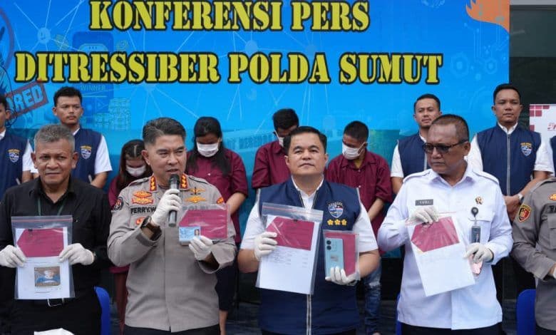 Polisi Bongkar Sindikat Penipuan Online, Korban Rugi Ratusan Juta Rupiah